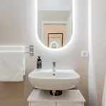 Apartment The Luxe Loft