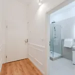 The Luxe Loft Apartment