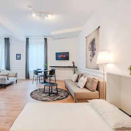 The Luxe Loft *