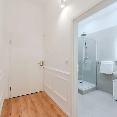 The Luxe Loft Apartment